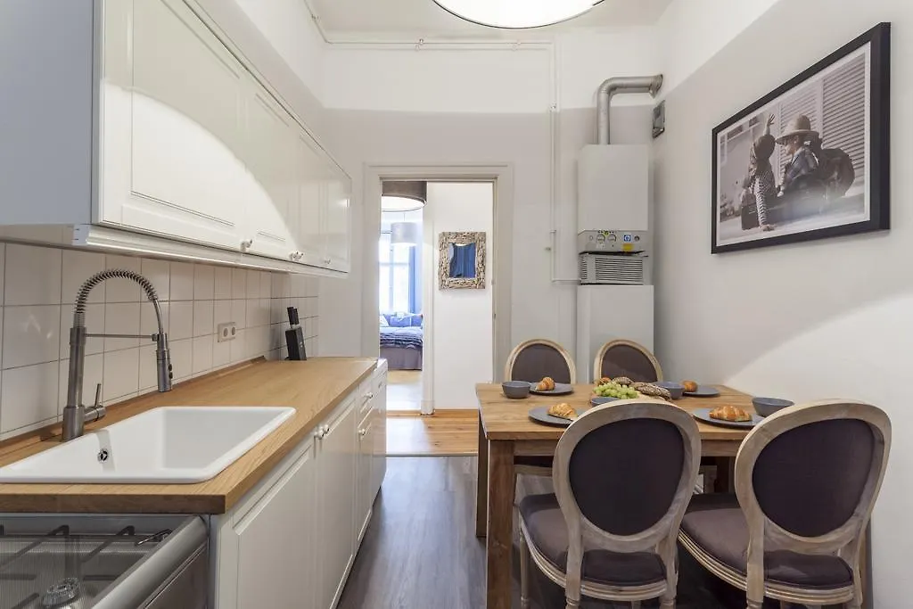 The Paul, Cozy 3 Bed Room Apartment In Prenzlauer Berg Up To 7Ppl Berlin